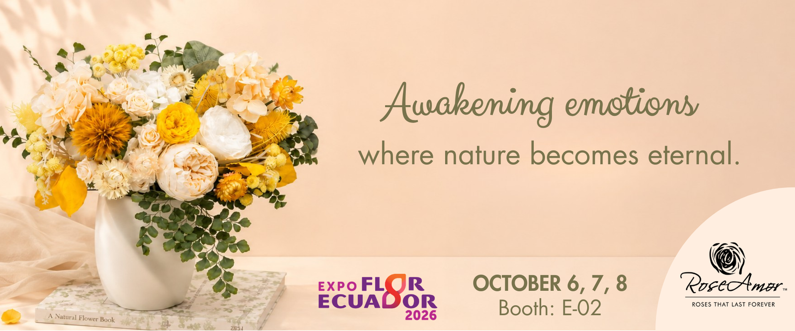 Bouquet of yellow and cream flowers in a white vase on a beige banner advertising Expo Flor Ecuador 2026.